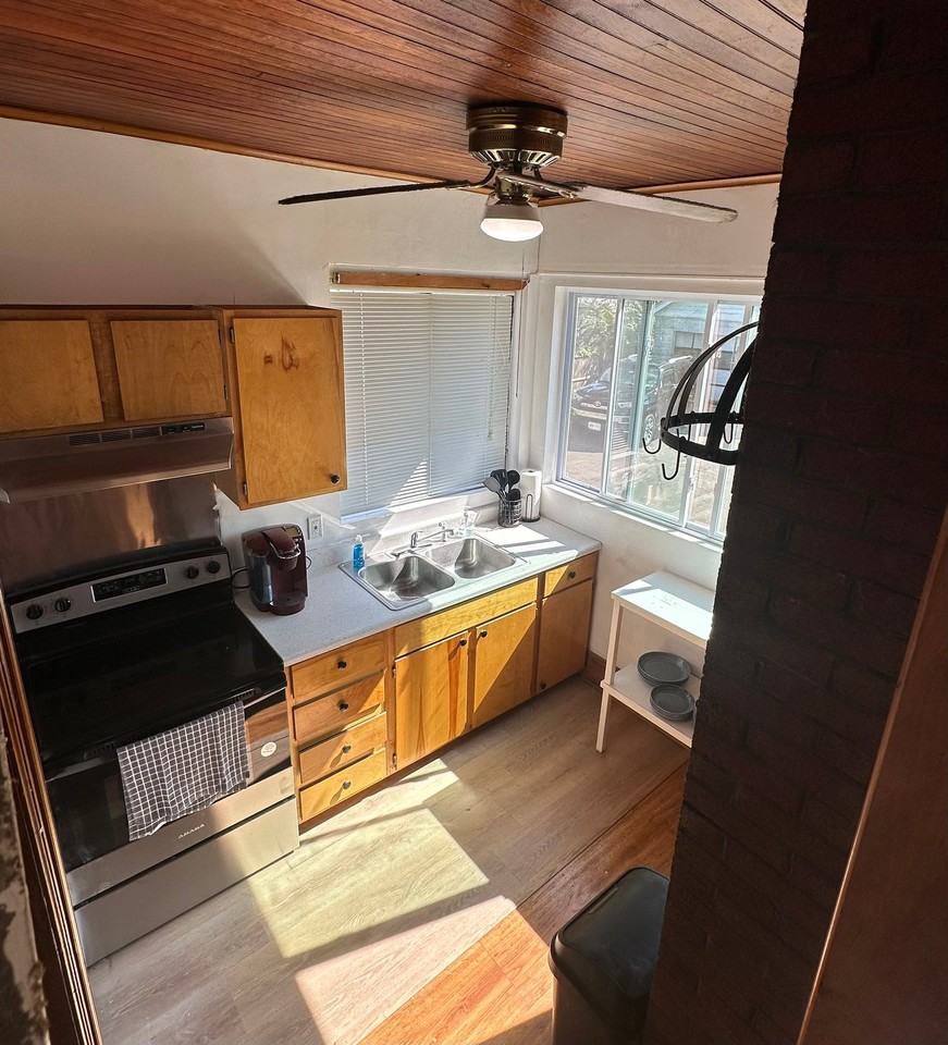 366 New Scotland Ave #1stFL - Photo 6 of 7