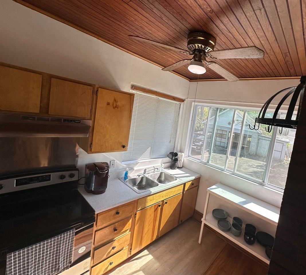 366 New Scotland Ave #1stFL - Photo 7 of 7