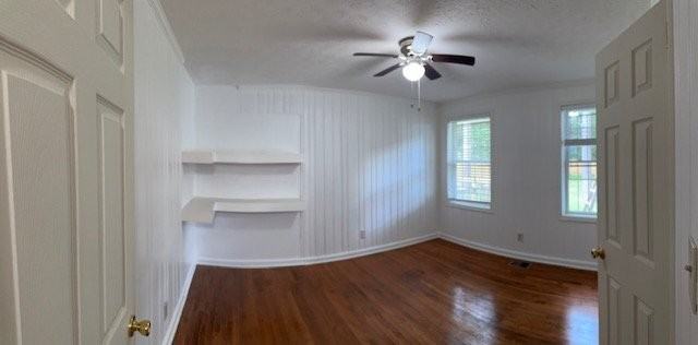 2101 Holly Hill Dr - Photo 6 of 11