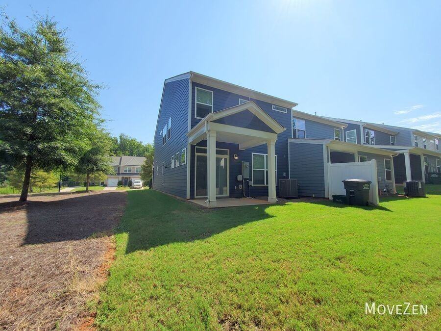 5518 Harris Cove Dr - Photo 2 of 40