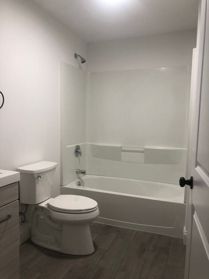 13 Railroad Ave #13 - Photo 6 of 15