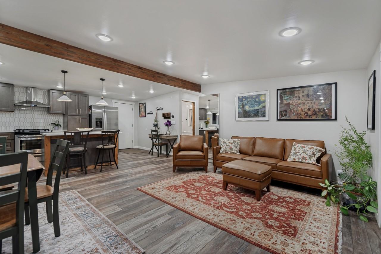 2065 E Bo Mar Dr - Photo 4 of 25