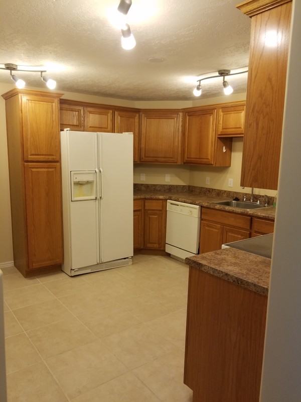 1497 W Palmer Park Ln - Photo 3 of 32