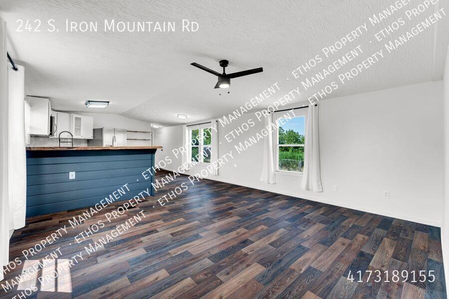 242 S Iron Mountain Rd - Photo 5 of 10