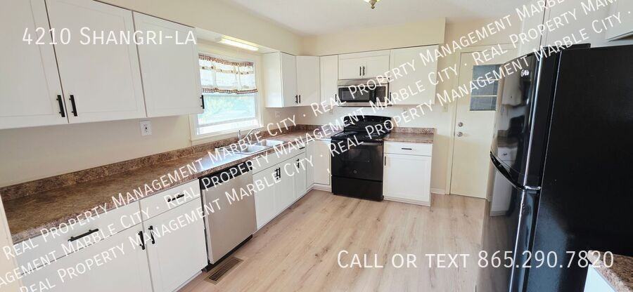 4210 Shangri La Dr - Photo 3 of 28