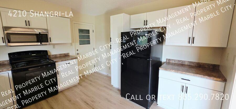4210 Shangri La Dr - Photo 4 of 28