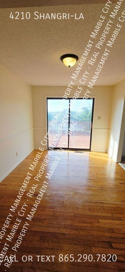4210 Shangri La Dr - Photo 5 of 28