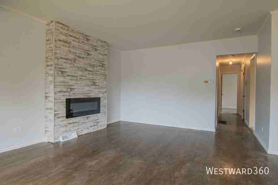 14537 University Ave #SFH - Photo 3 of 19