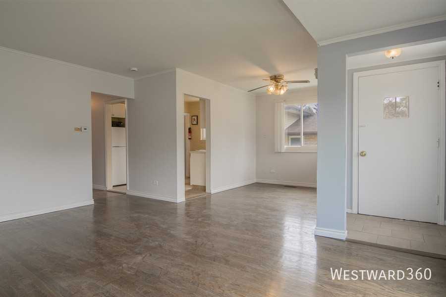 14537 University Ave #SFH - Photo 4 of 19