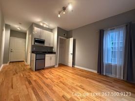533 N Budd St #1D - Photo 1 of 1