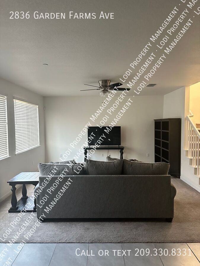 2836 Garden Farms Ave - Photo 2 of 20
