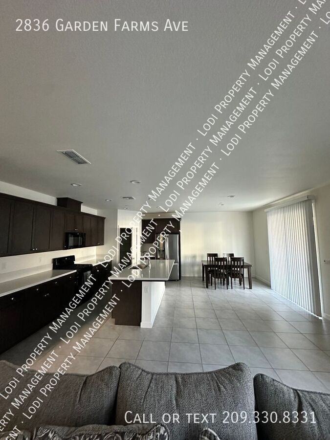 2836 Garden Farms Ave - Photo 3 of 20