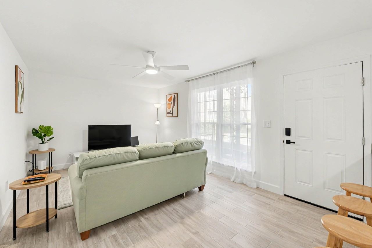 867 Colony Dr #99 - Photo 2 of 25