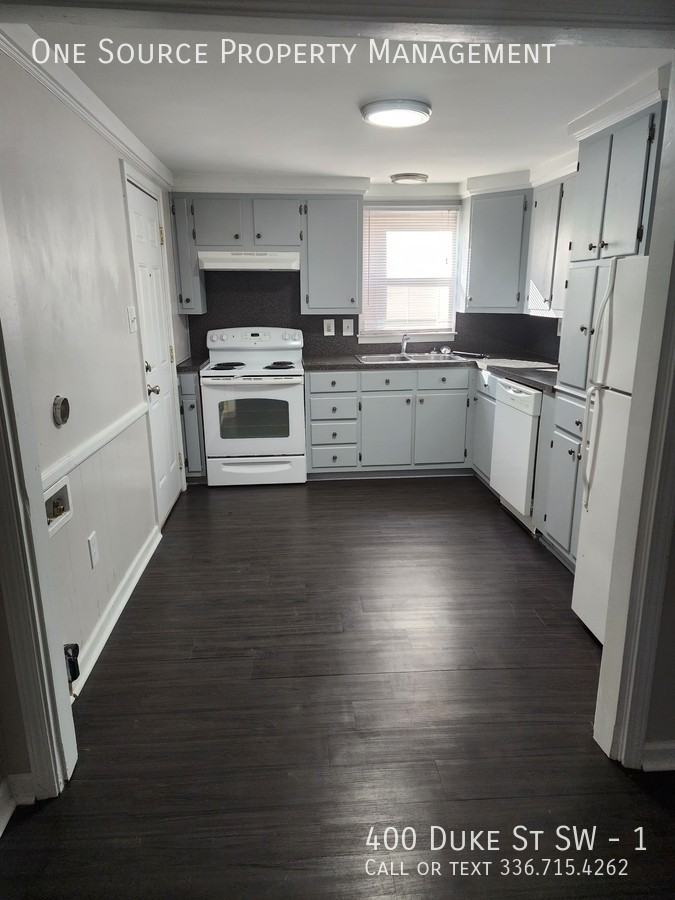 400 Duke St #1 - Photo 3 of 16