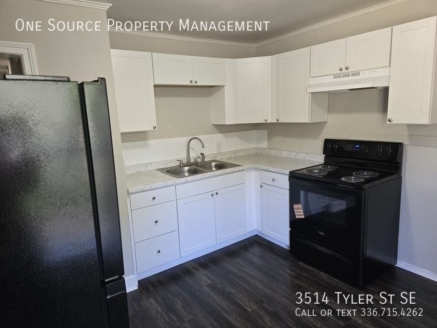 3514 Tyler St - Photo 3 of 10