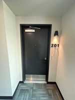 featured image of 121 S Holly St