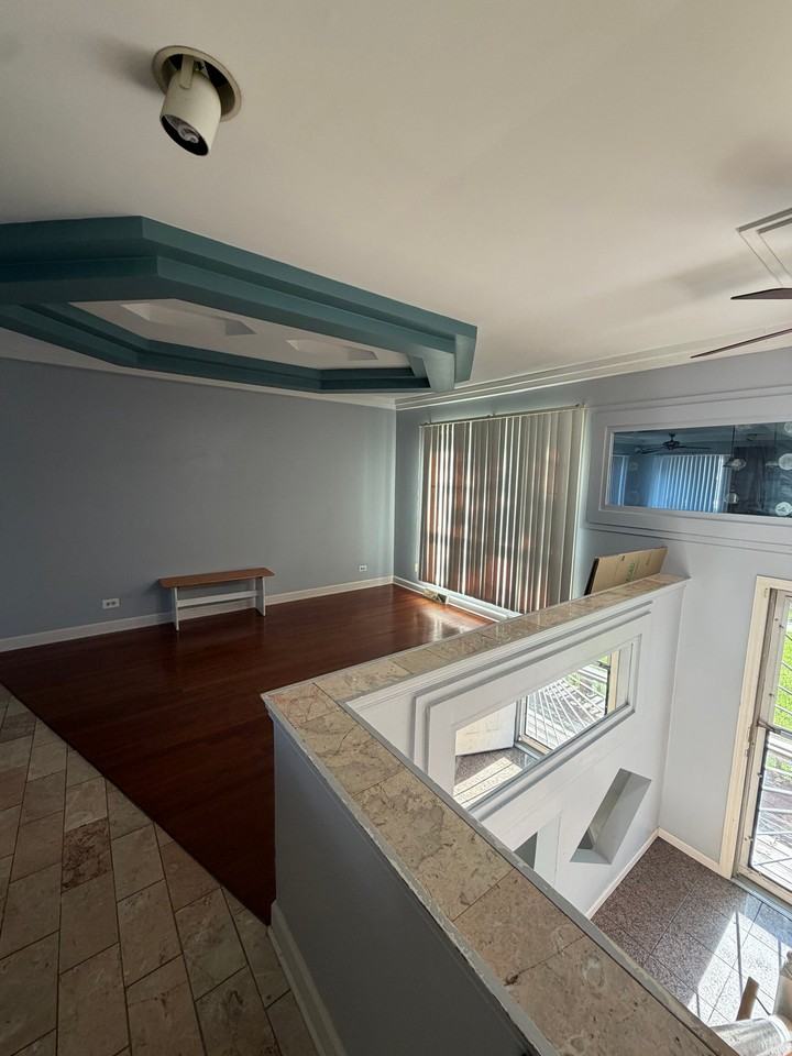 101 N Cedar Ln - Photo 2 of 9