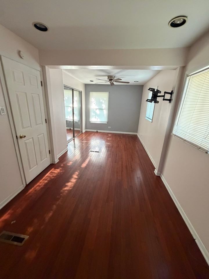 101 N Cedar Ln - Photo 5 of 9