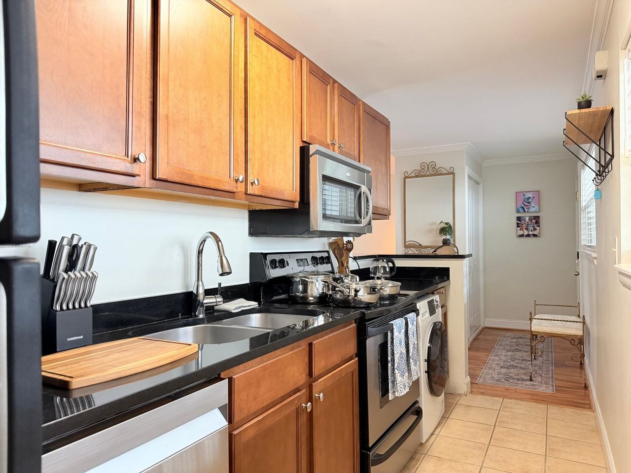 897 N Highland Ave Ne #A9 - Photo 5 of 17
