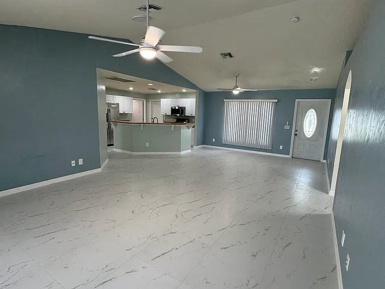 329 Oklahoma Ave - Photo 3 of 8