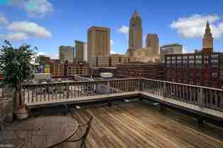 1133 W 9th St #409 - Photo 1 of 1