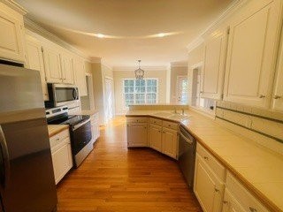 3023 Pointe Dr - Photo 7 of 19