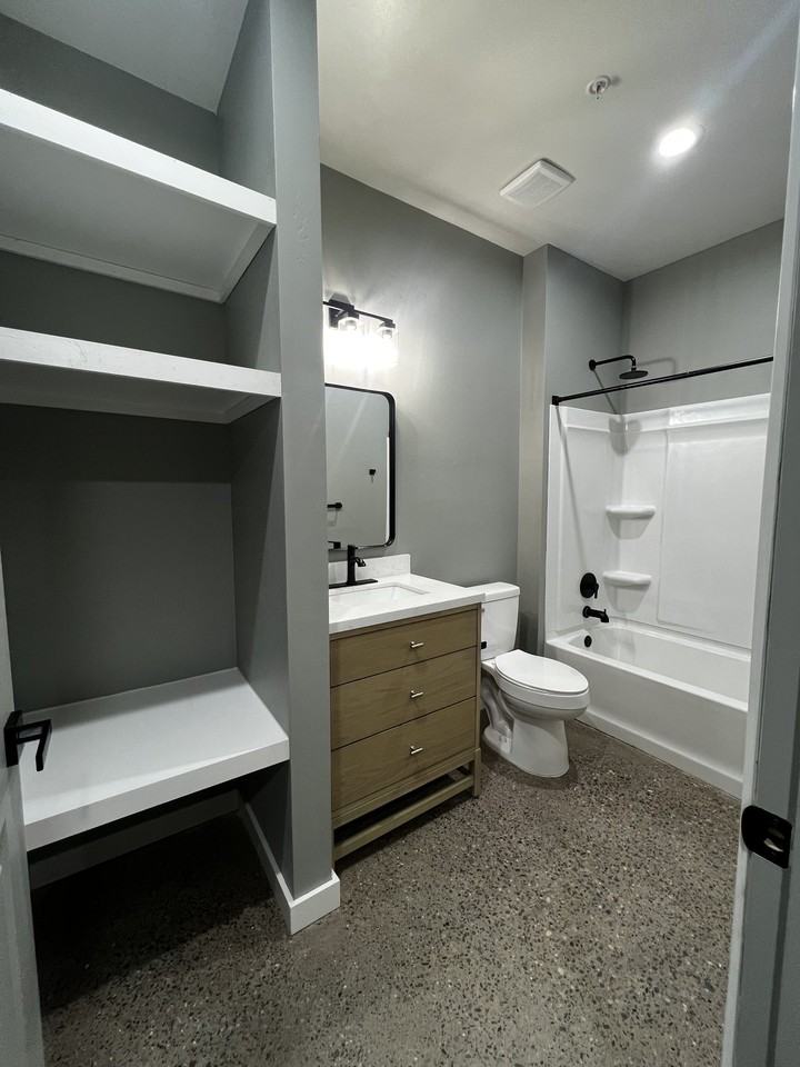 11715 Menaul Blvd Ne #A - Photo 5 of 11