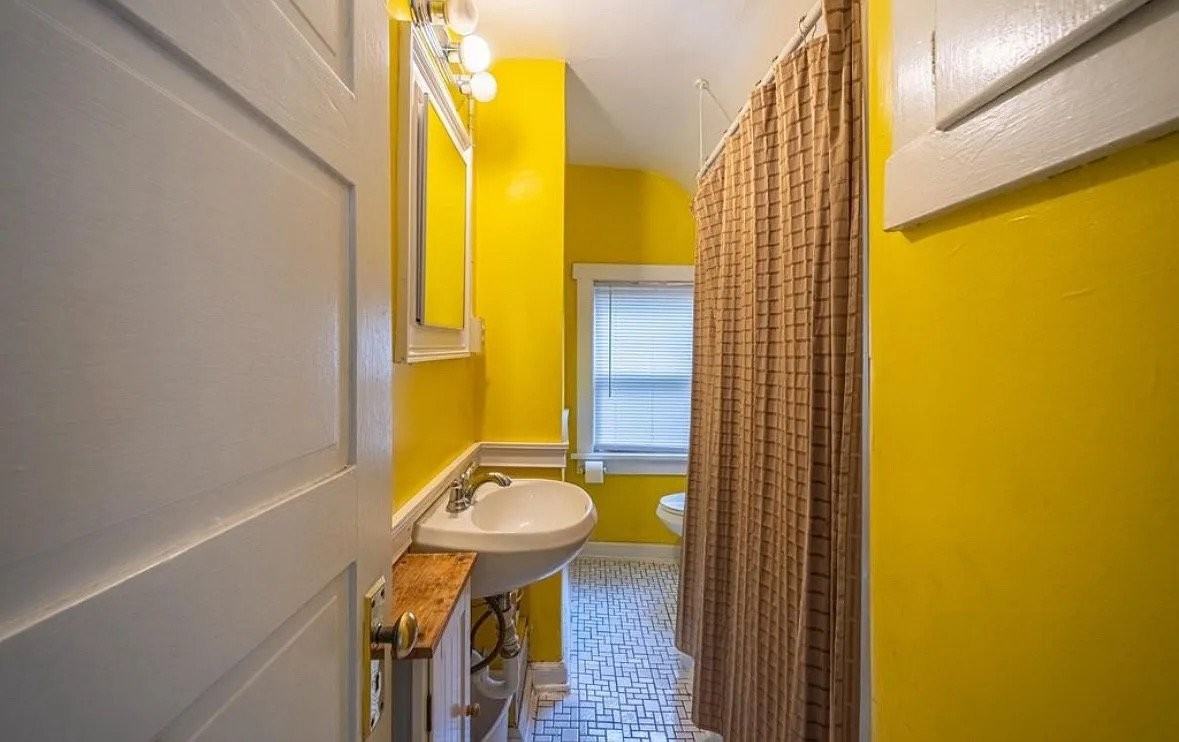 180 Bellevue Ave #3 - Photo 4 of 5