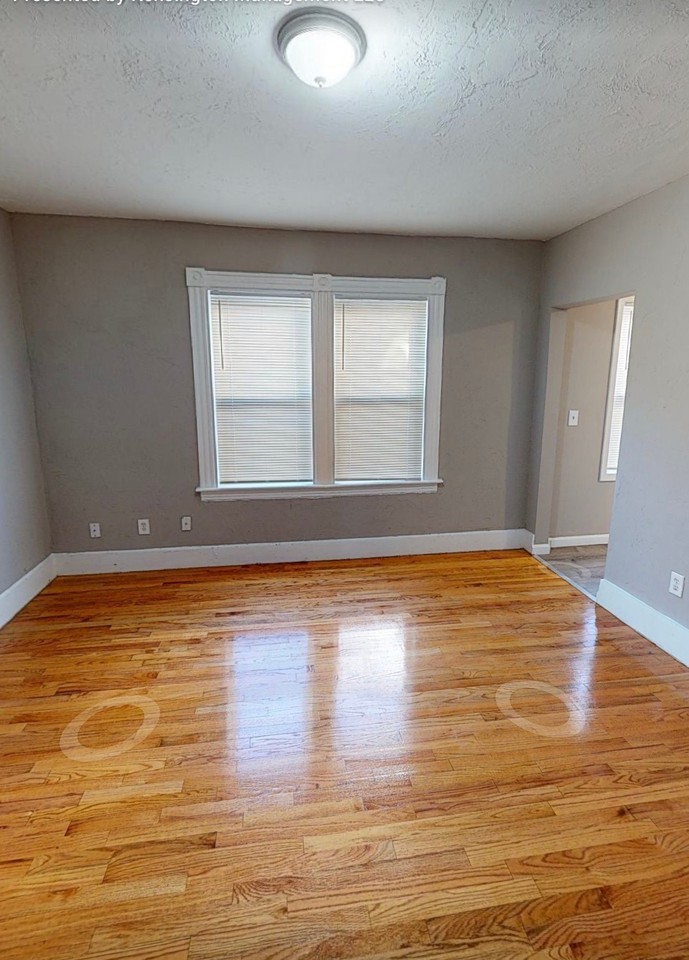 159 Millbury St #2 - Photo 3 of 12