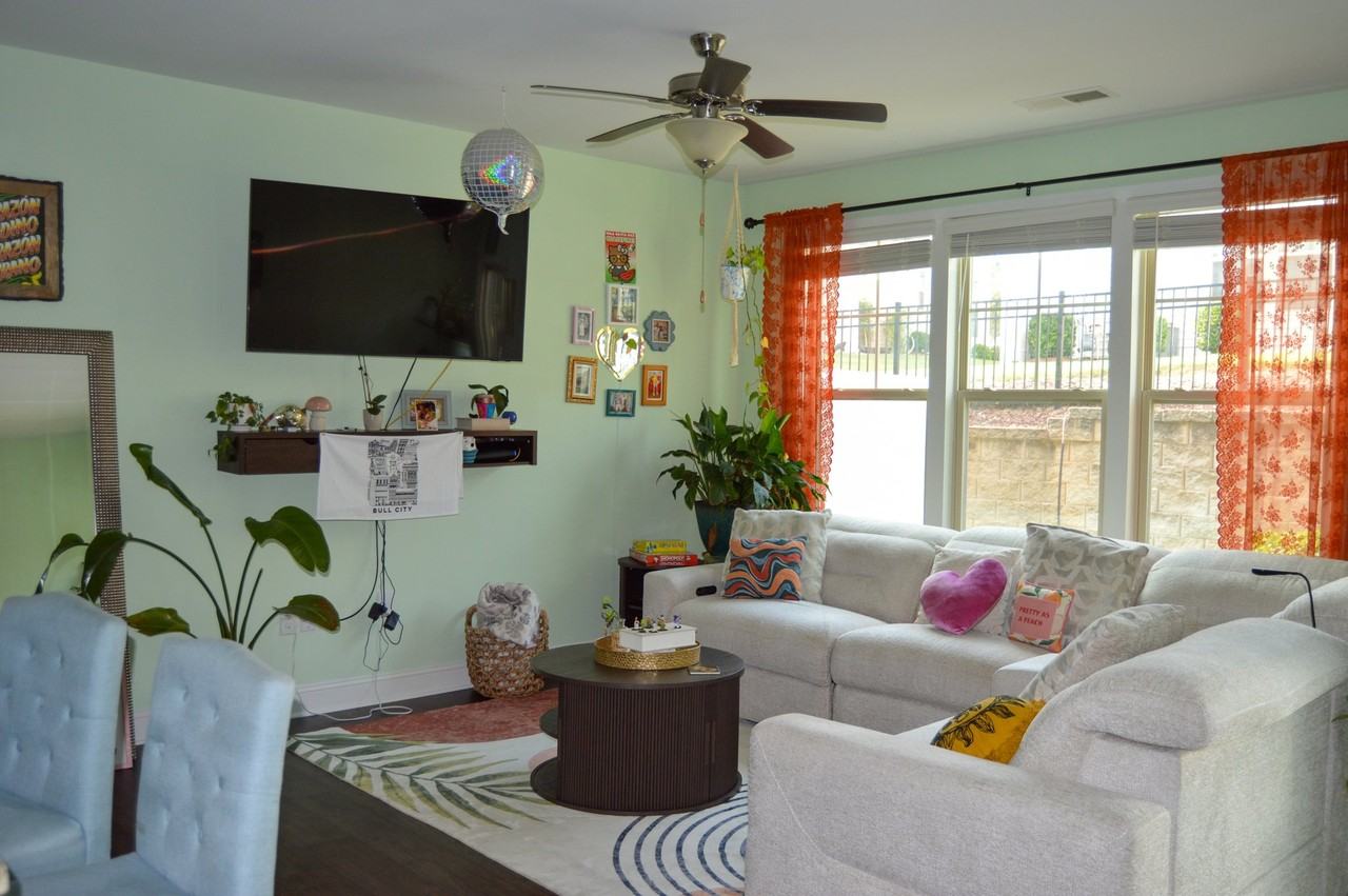 1022 Navigon Dr - Photo 4 of 20