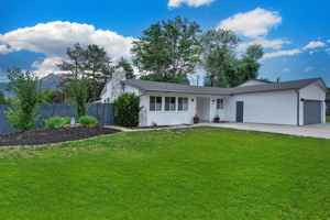 featured image of 4901 S Laura Dr