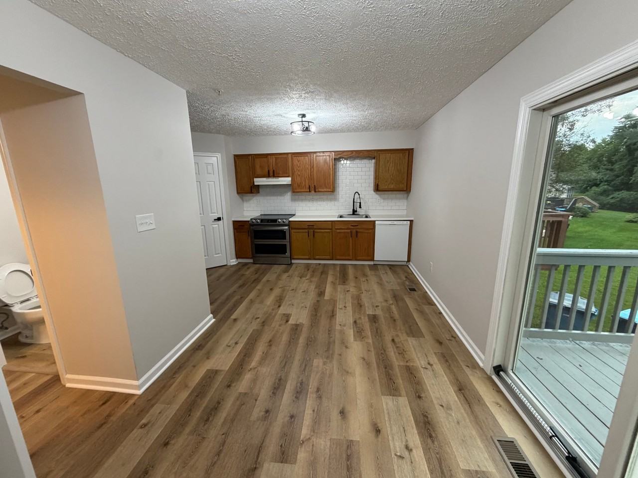 79 Hickory Ln - Photo 5 of 20