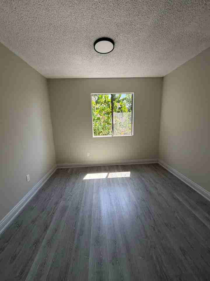217 E 24th St #5 - Photo 6 of 13