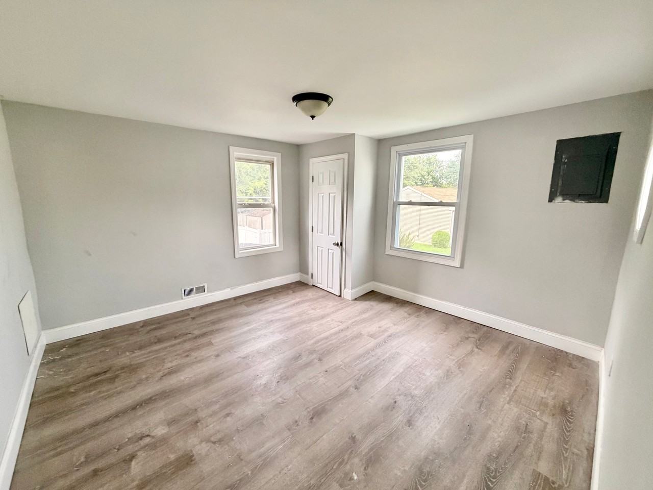 328 Bailey St #2 - Photo 3 of 11