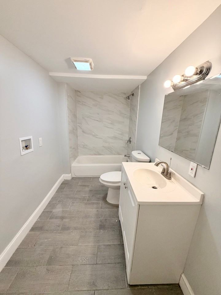 328 Bailey St #2 - Photo 4 of 11