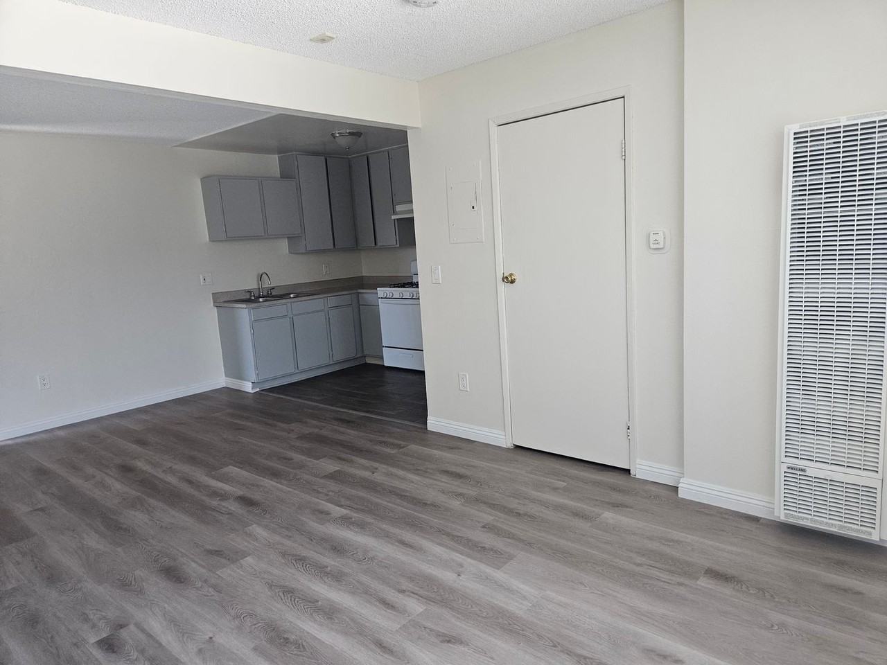 10259 Tujunga Canyon Blvd., Tujunga - Photo 5 of 8