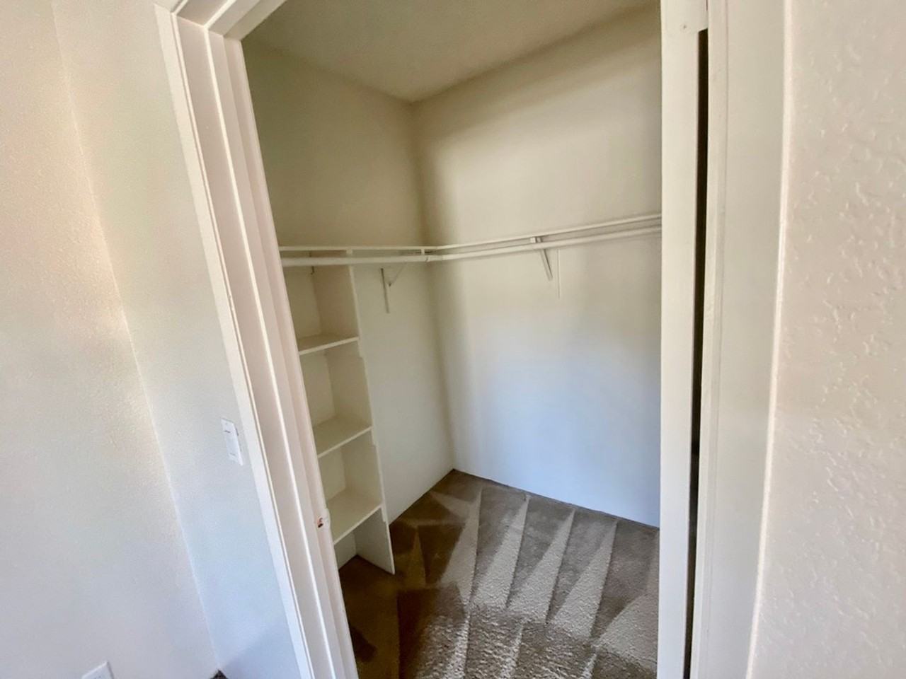 7320 Foothill Blvd - Photo 4 of 14