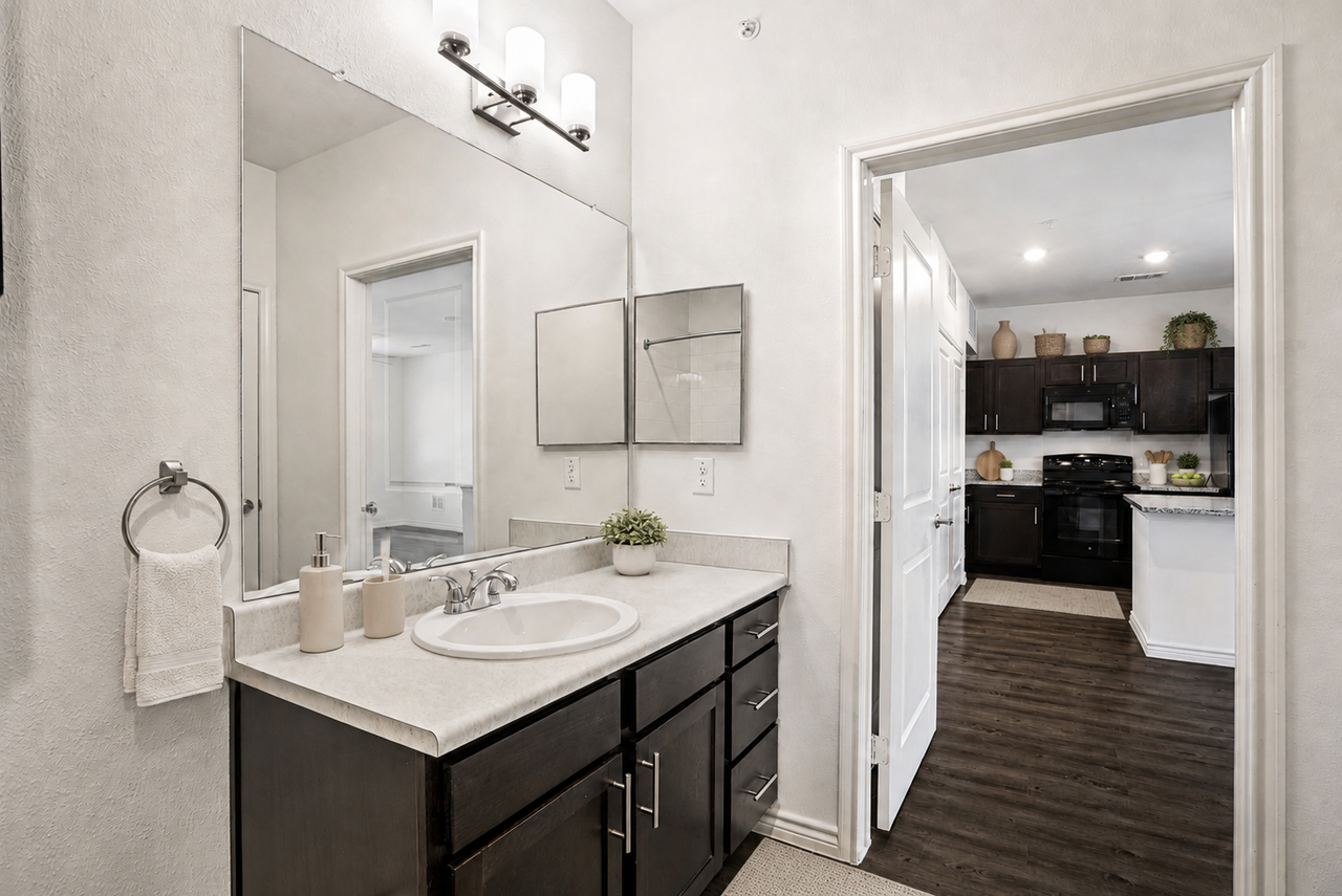 Limestone Ridge - Photo 3 of 17