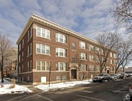 featured image of 1222 W Rosemont Ave