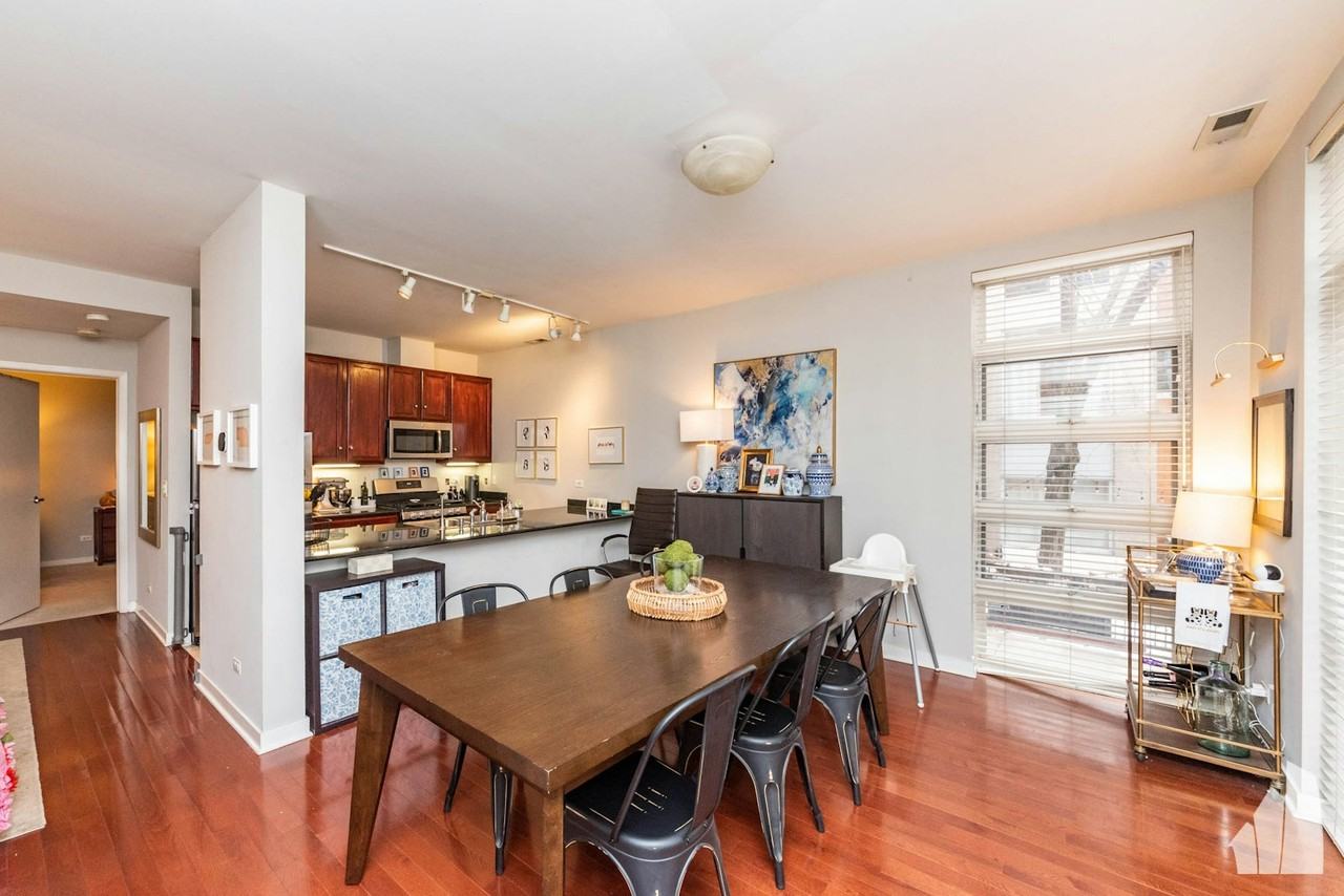 23 North Racine Avenue, Unit 406 - Photo 6 of 23