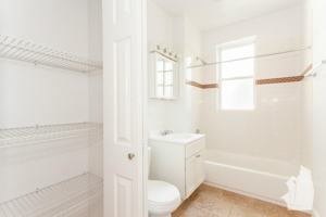 featured image of 3428 W Parker Ave