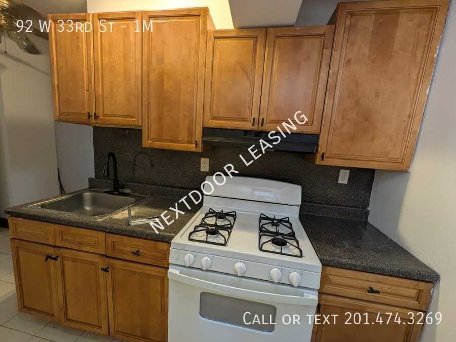 92 W 33rd St #1M - Photo 2 of 10