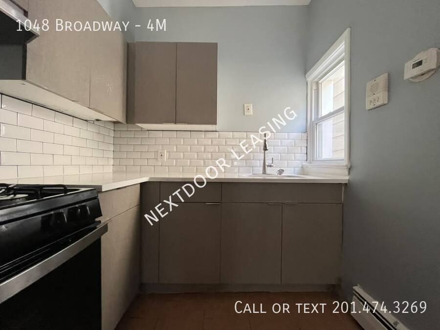 1048 Broadway #4M - Photo 2 of 14