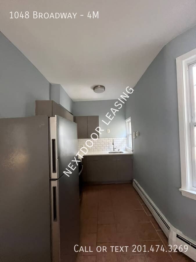 1048 Broadway #4M - Photo 4 of 14
