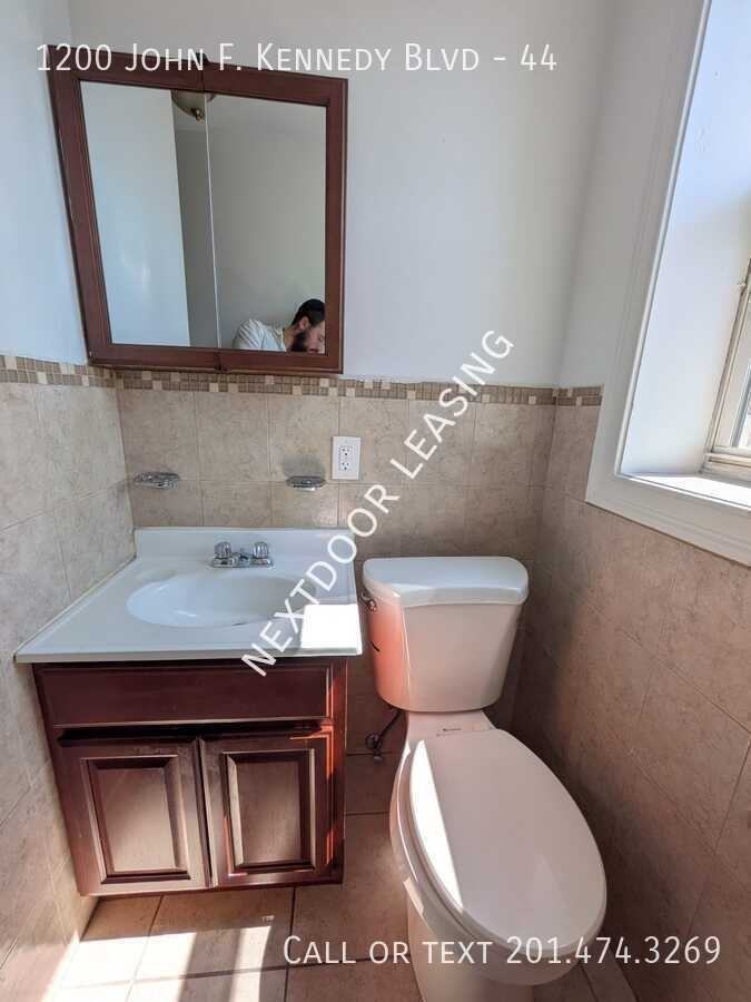1200 Kennedy Blvd #44 - Photo 4 of 7