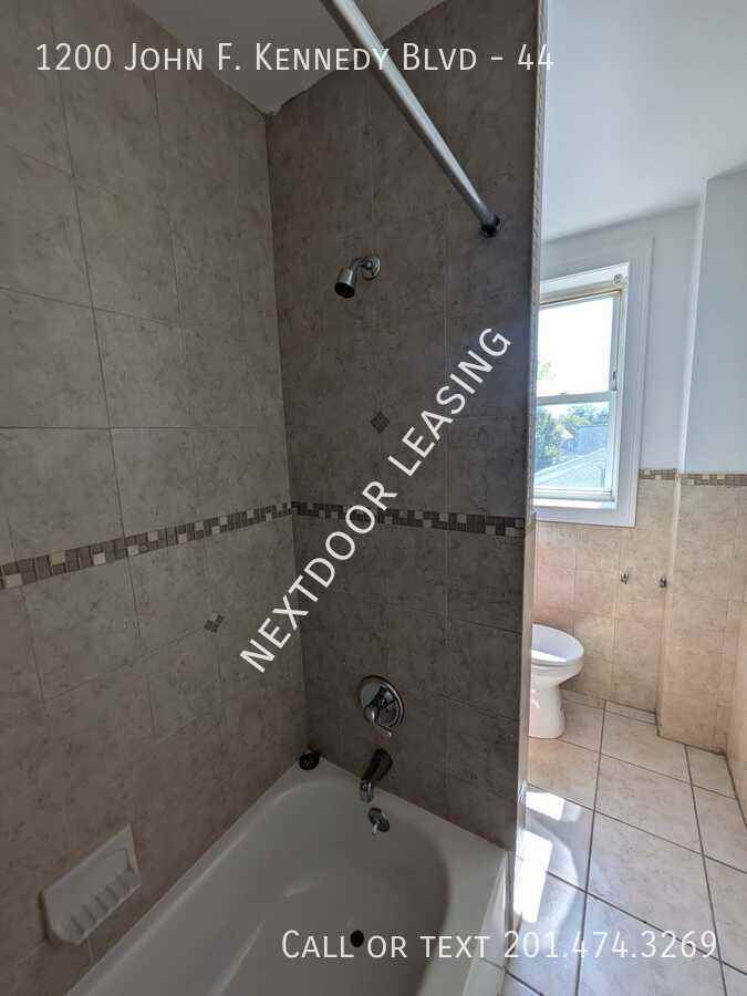 1200 Kennedy Blvd #44 - Photo 5 of 7