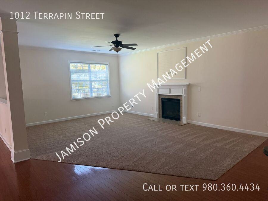 1012 Terrapin St - Photo 3 of 17