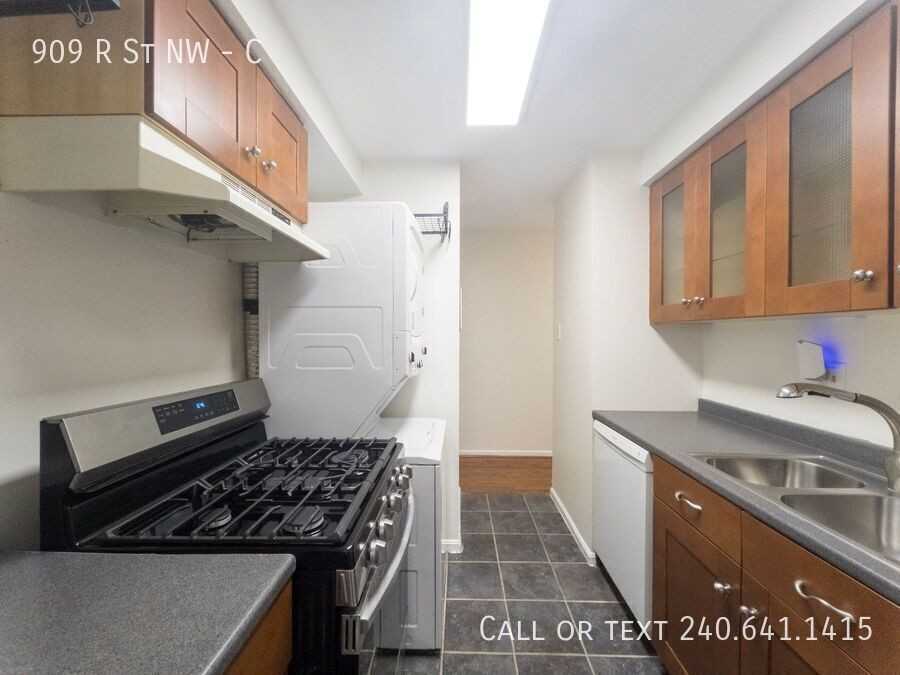 909 R St Nw #C - Photo 4 of 23