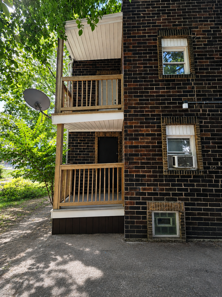 871 East 141st Street, Unit  Apt #5 - Photo 6 of 6