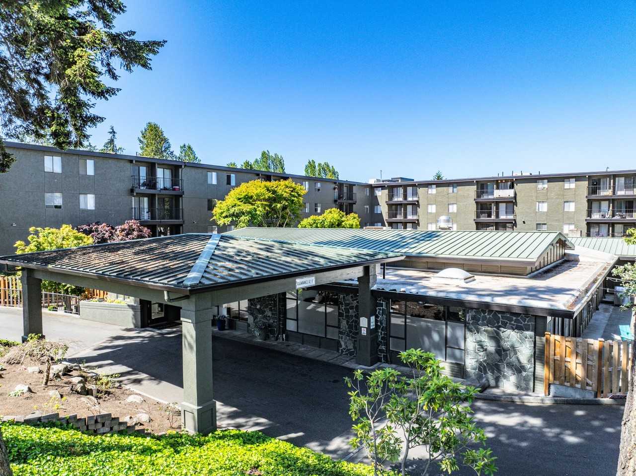 Highlander Apartments - Photo 3 of 31